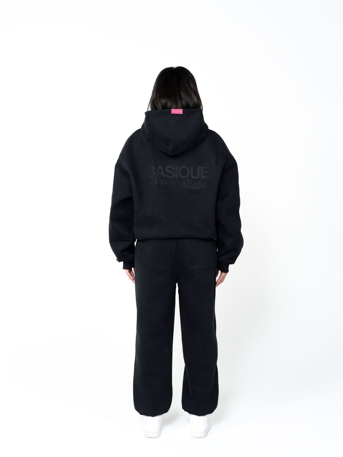 BASIQUÉ Hoodie - Black