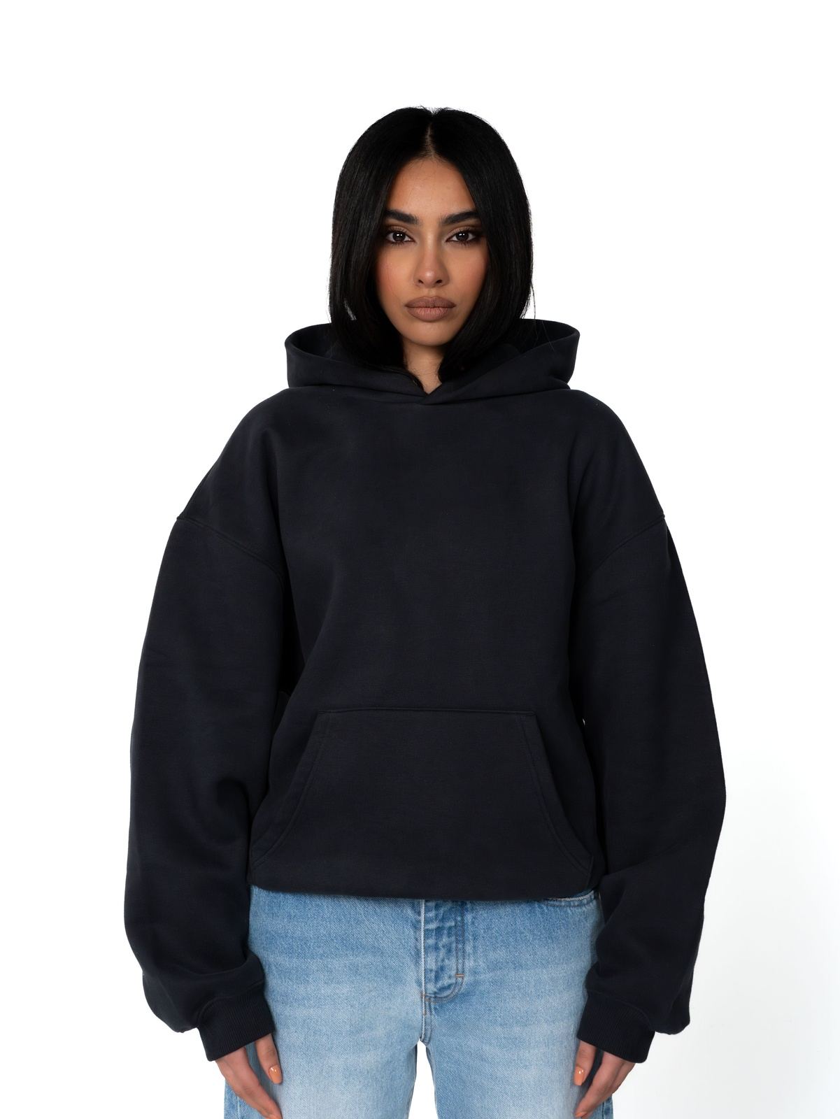 BASIQUÉ Hoodie - Black
