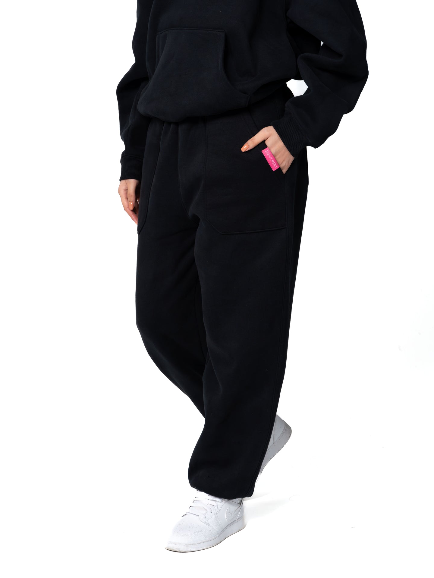 BASIQUÉ Tracksuit - Black